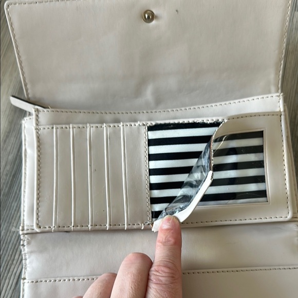 Kate Spade Black & White Leather Wallet – Striped Interior, Card Slots, ID - Picture 5 of 5
